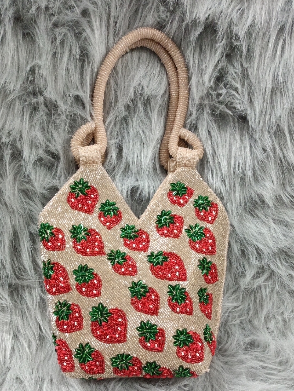 Beaded Strawberry Handbag Tote Bag in Beige and Red Viral - Picture 2 of 7